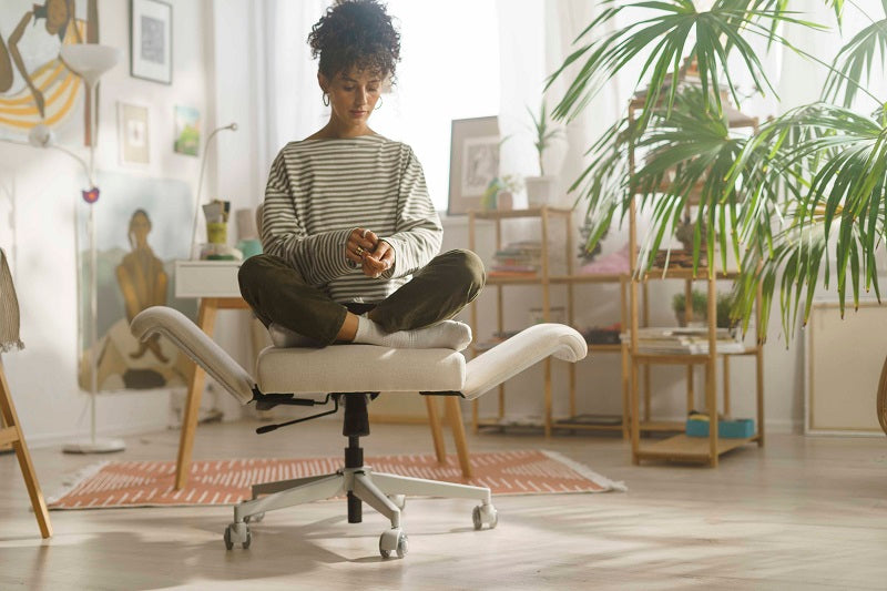 Cross-Legged Chair